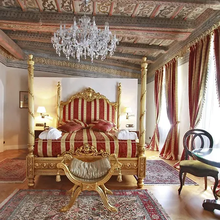 Alchymist Castle Отель Прага
