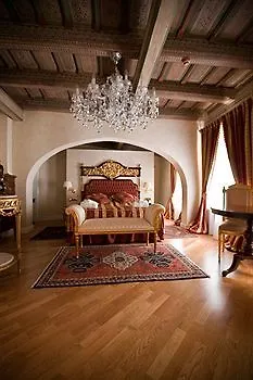 Alchymist Castle Hotel 5*